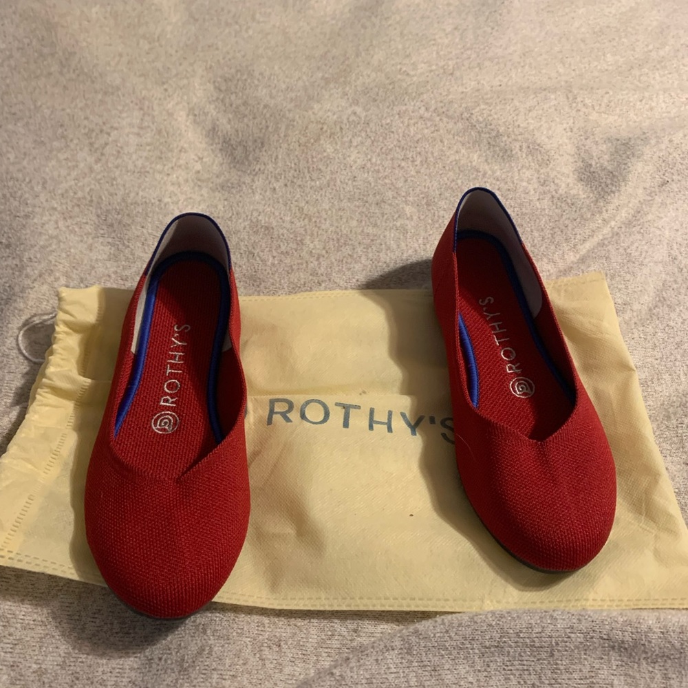 Women’s flats